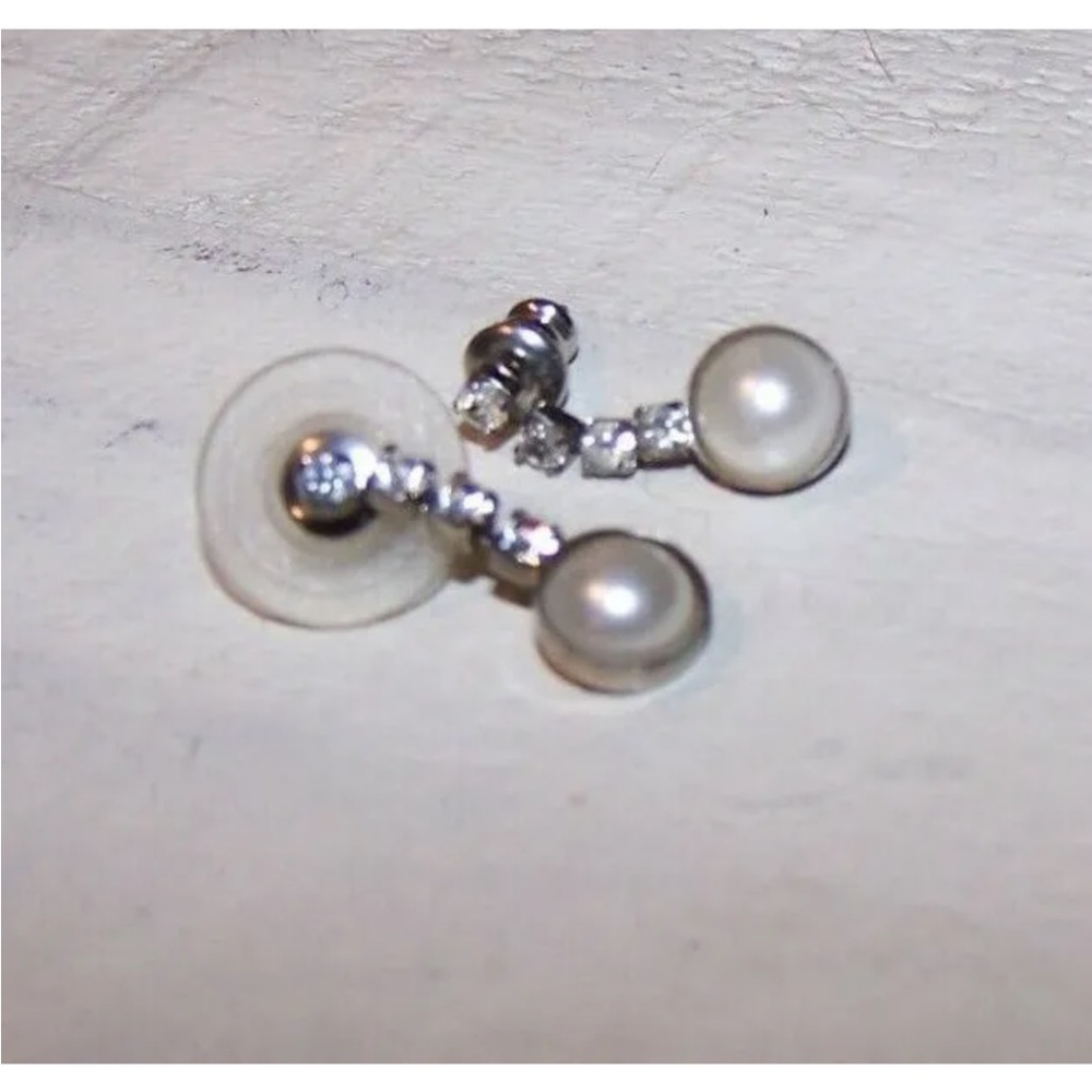 Exquisite Pearl Look and
Drop Dangle Rhinestone Pierced Earrings